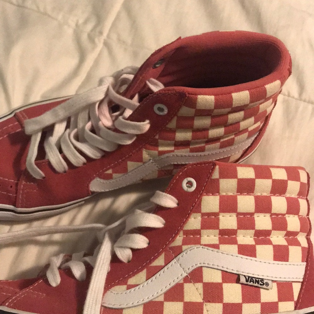 pink checkerboard vans
